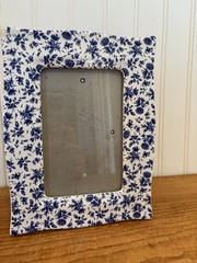 Vintage Ceramic Picture Frame 8.5×6.5 White W/Small Blue flowers Cottagecore