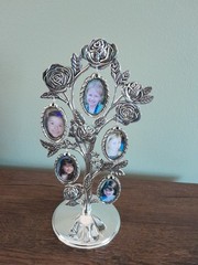 Vintage Godinger Victorian Silver Plated Photo Tree Rose Holds 10 Photos 10″