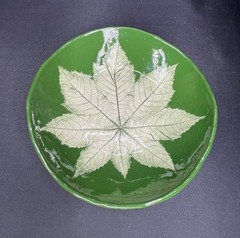 Vintage Trinket Ring Holder Soap Dish Art Pottery Leaf Handmade Round Signed