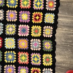 Vintage GRANNY SQUARE Crochet Afghan Blanket Throw ~ Roseanne Style 38×53