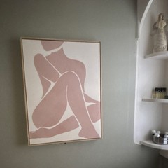 Elegant Minimalist Canvas Print | Abstract Feminine Line for Modern Wall Décor