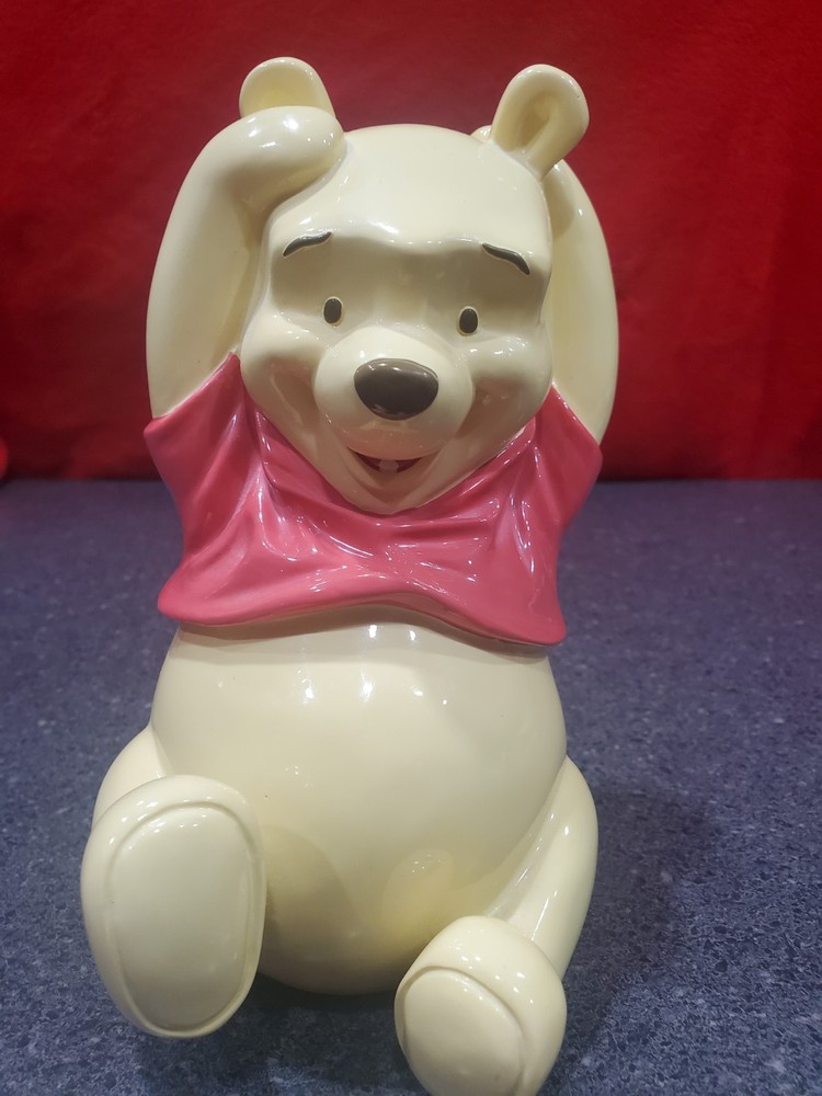 Disney Winnie the Pooh 2009 Novelty Coin Bank excellent condition