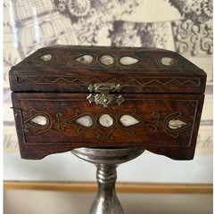 Vintage Wood Jewelry Trinket Box Mother of Pearl Inlay Applied ethnic decor 6×4”