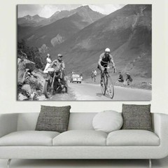 Gino Bartali – Tour de France 1950 Photography Canvas Print (unframed)