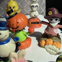 Lot Of 13 Solar Powered Dancing Figures Halloween Patriotic Christmas & More