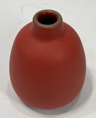 Heath Ceramics 4″ Tall #130 Bud Vase in Retired Matte Red Glaze EUC with Sticker