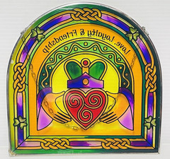 Suncatcher Stained Glass 6.25″ x 6.25″ by Clara Claddagh Ring Arched Suncatche.