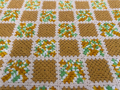 Handmade Afghan Throw Blanket Twin Double Granny Squares Green Yellow Tan Ivory