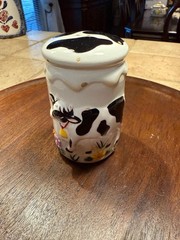 29. Vintage Grazing Cow Salt or Pepper Shaker Size 4×2.5in