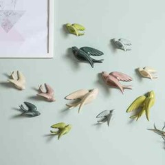 Ceramic Swallows Wall Mounted Simulation Bird Flying Ornament Wall Hanging Decor