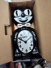 BLACK TUXEDO KIT KAT CLOCK -Full Size – 15.5″- MADE IN THE USA BLACK