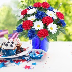 Patriotic 17.3″ Artificial Flower Bouquet for Memorial Day & 4th of July Decor