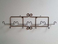 Bard’s Horizontal Antique Gold Metal Display Rack for Four Cup & Saucer Sets 26″