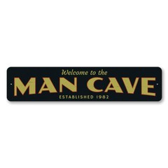 Welcome Man Cave Sign, Personalized Established Date Metal Wall Decor – Aluminum