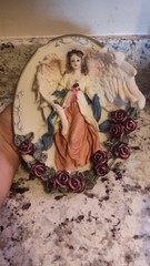 NICHHA Angel Roses Resin Oval Matte 3D Effect Decorative Wall Plaque