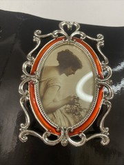 melannco branded photo frames