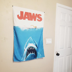 JAWS – 2×3 foot tapestry – movie banner wall flag fabric poster – shark!