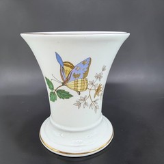 Wedgwood Charnwood Bone China Vase Butterfly Floral Gold Trim Made in England