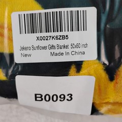 Jekeno Sunflower Throw Blanket 50×60″ Cozy Fleece Polyester Gifts Machine Wash