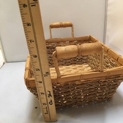 Woven Seagrass Basket Unisex Medium Tan Rectangular Bamboo Handles Cottagecore
