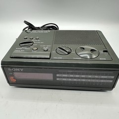 Vintage Sony Dream Machine Clock Radio FM AM Digital Alarm Black ICF-C2W 1980s