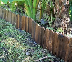 1 Pack,Wooden Fence Border Decorative Picket Panels for Flower Bed Barriers